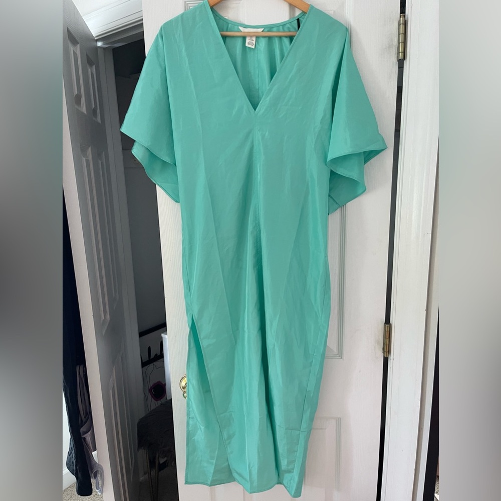 H&M V-neck dress